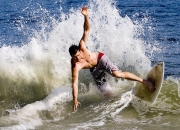 九游娱乐网站-F1新赛季揭幕战，赛道上的伊朗带走阿尔及利亚式博弈