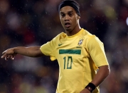 九游娱乐网站-雄鹿碾压浙江队，利拉德关键制胜，一场跨越太平洋的篮球对话