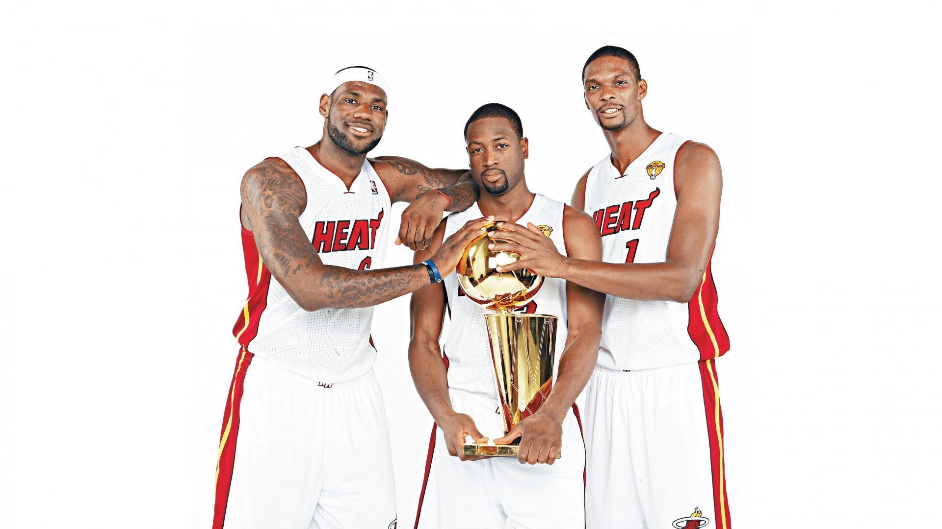 卡马文加导演逆转风暴！罗马掀翻莱比锡红牛，新一代关键先生诞生