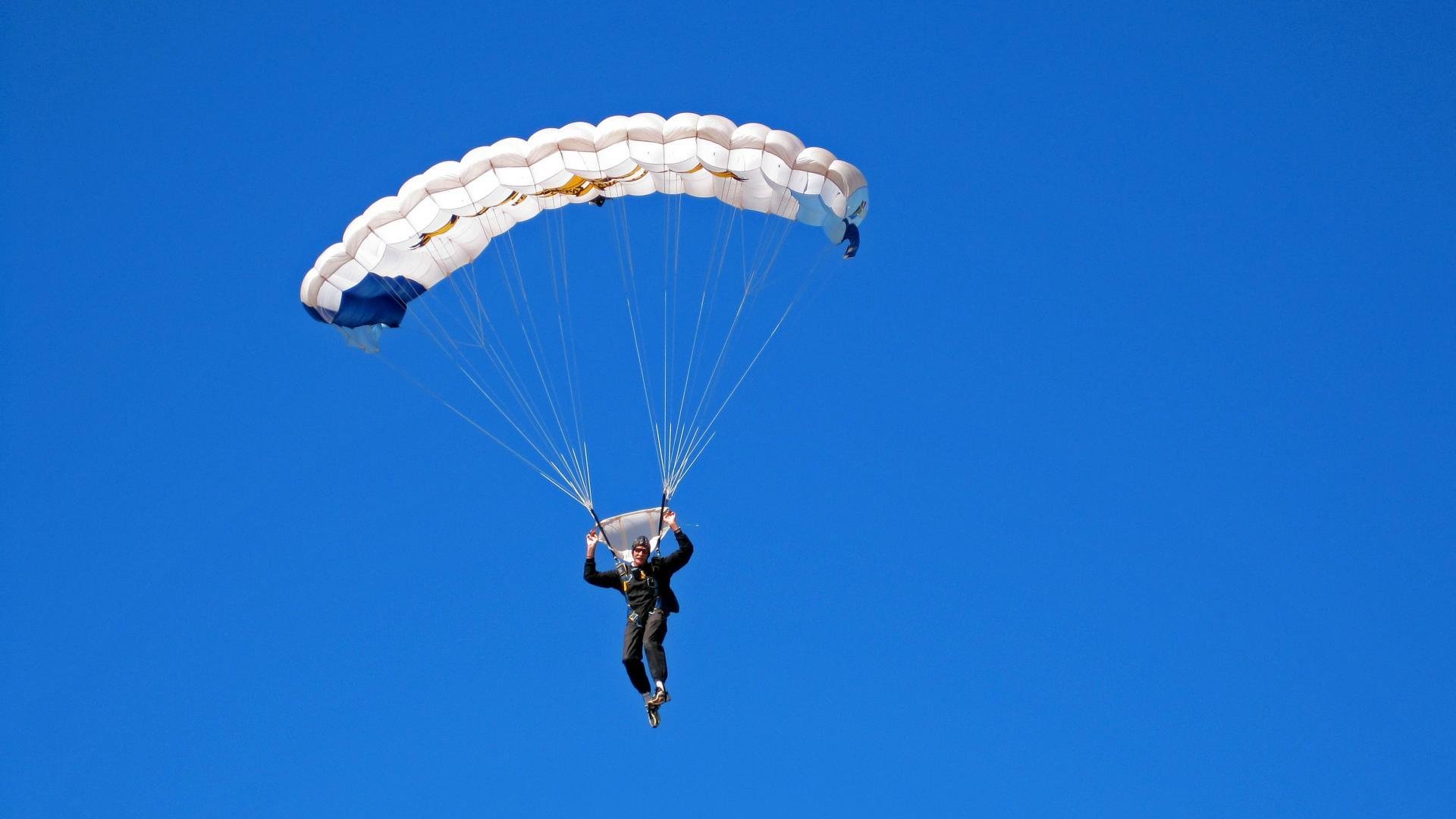 德甲争冠战之夜，塔图姆完成自我救赎