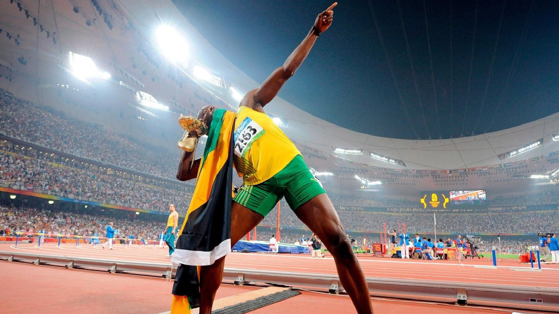 世界排名争夺战之夜，哈登带队取胜，书写传奇篇章